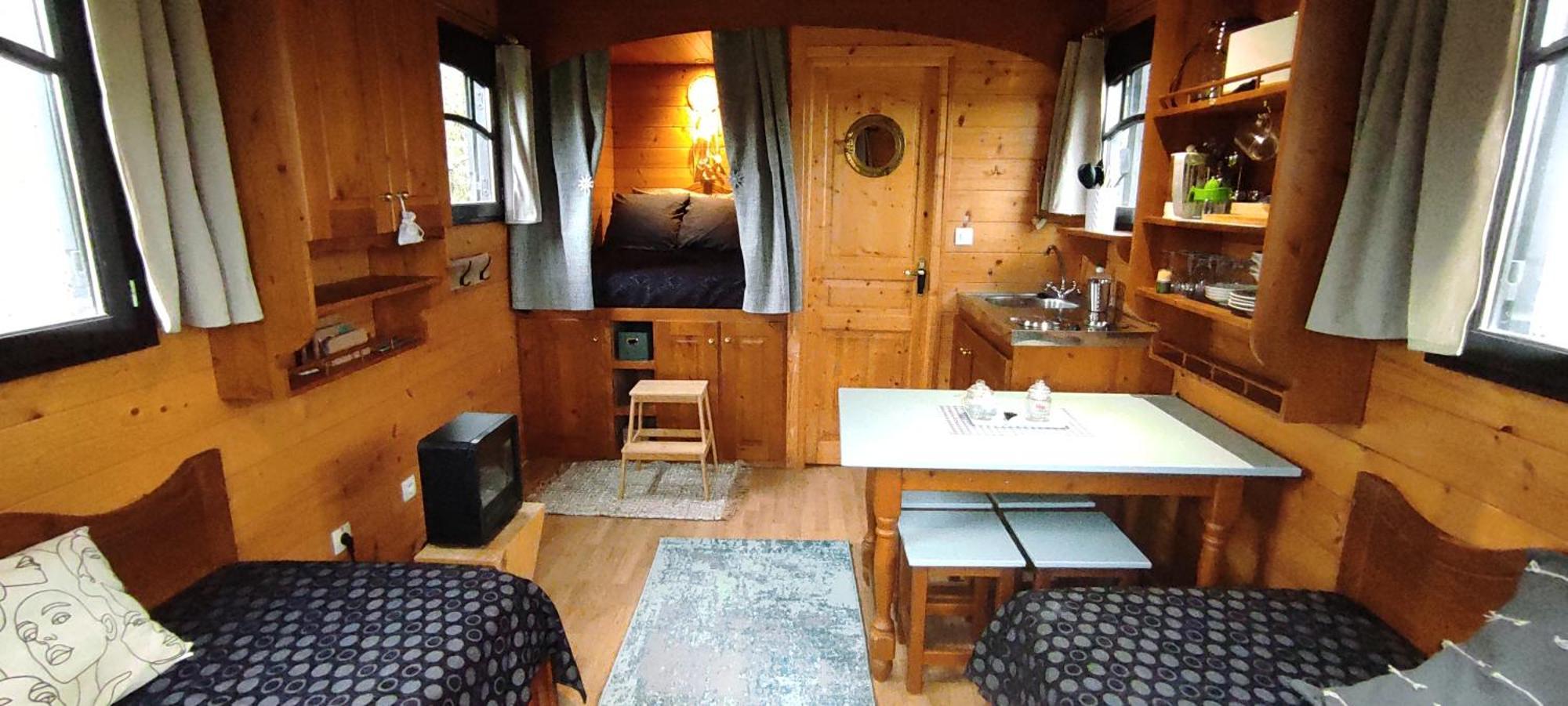 Le Domaine Des Droles De Dames Guest House Buding Ngoại thất bức ảnh